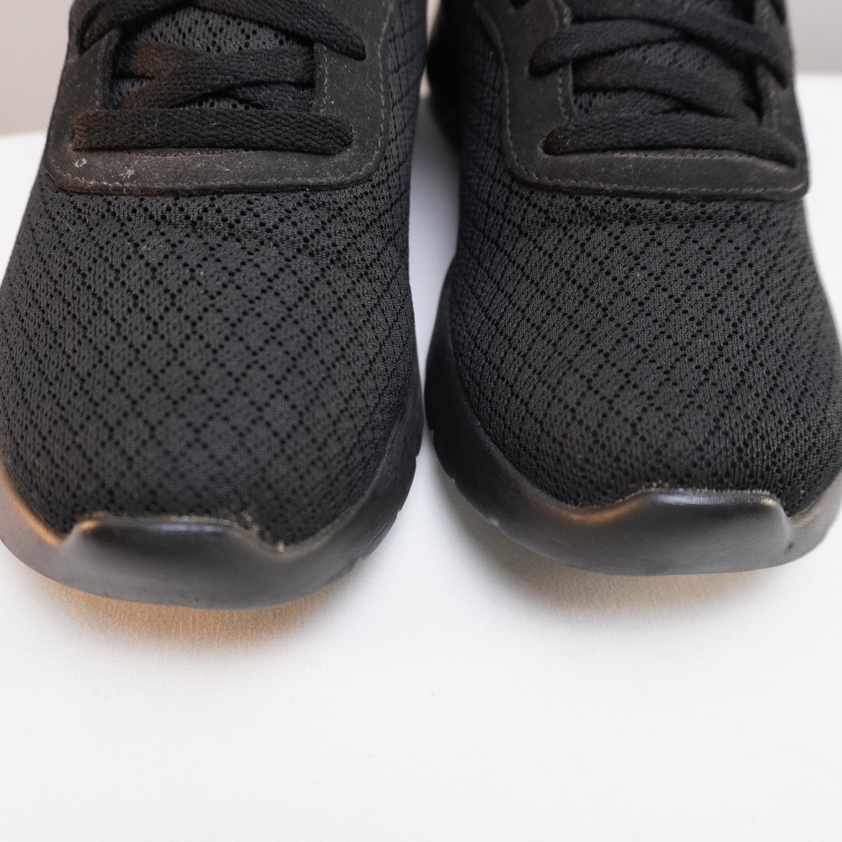 Zapatillas Skechers para Mujer Usadas - Negro, 37
