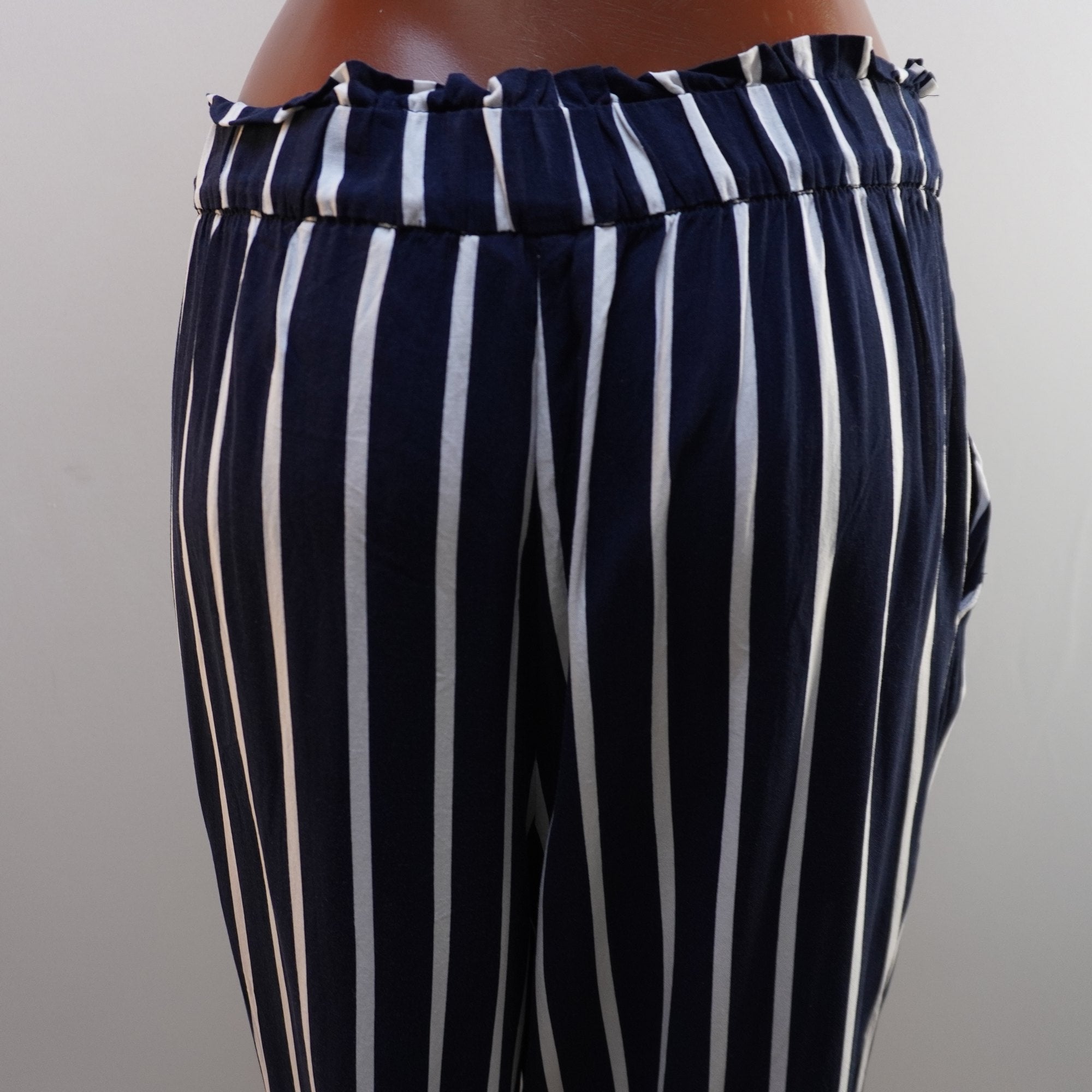 Pantalones Harén H&M para Mujer Usados - Blancos, XXL