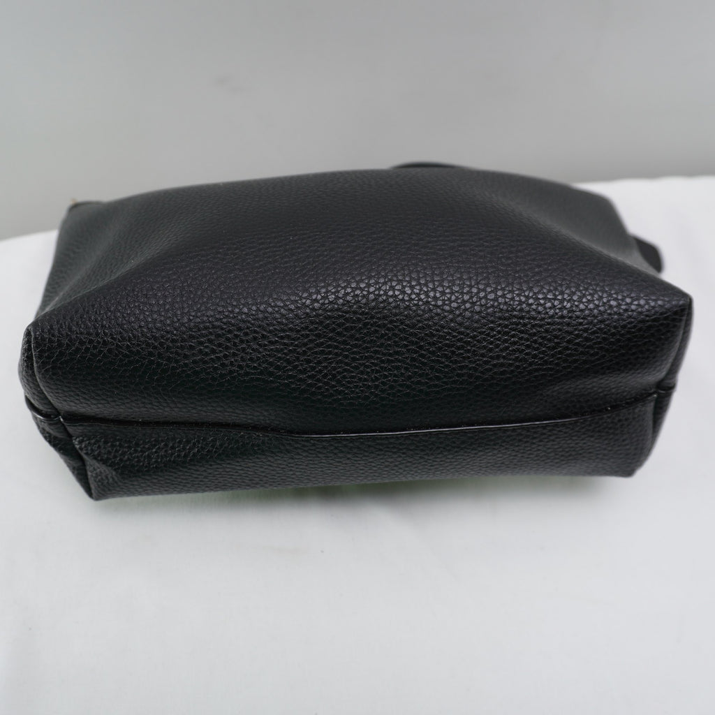 Bolso Baguette Guess para Mujer Usado - Negro, Muy Buen Estado