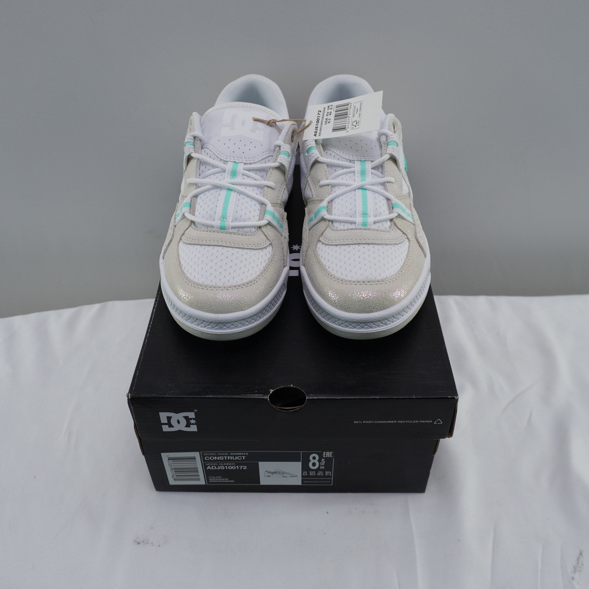 Zapatillas DC Shoes para Mujeres Usadas - Blancas, Talla 40