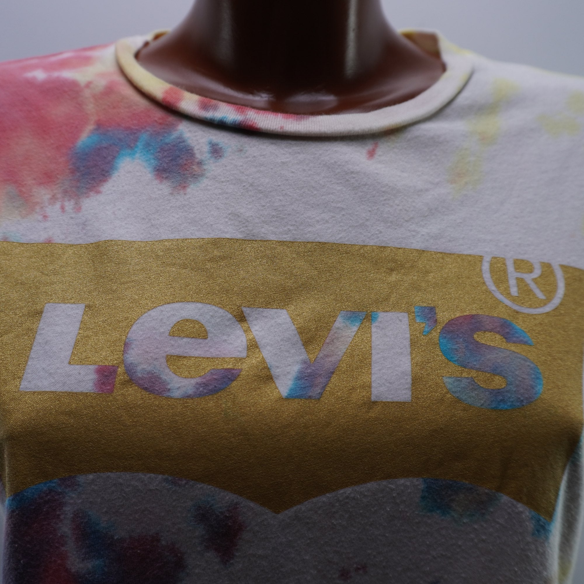 Camiseta de Manga Corta Levi's para Mujer Usada - Multicolor, M