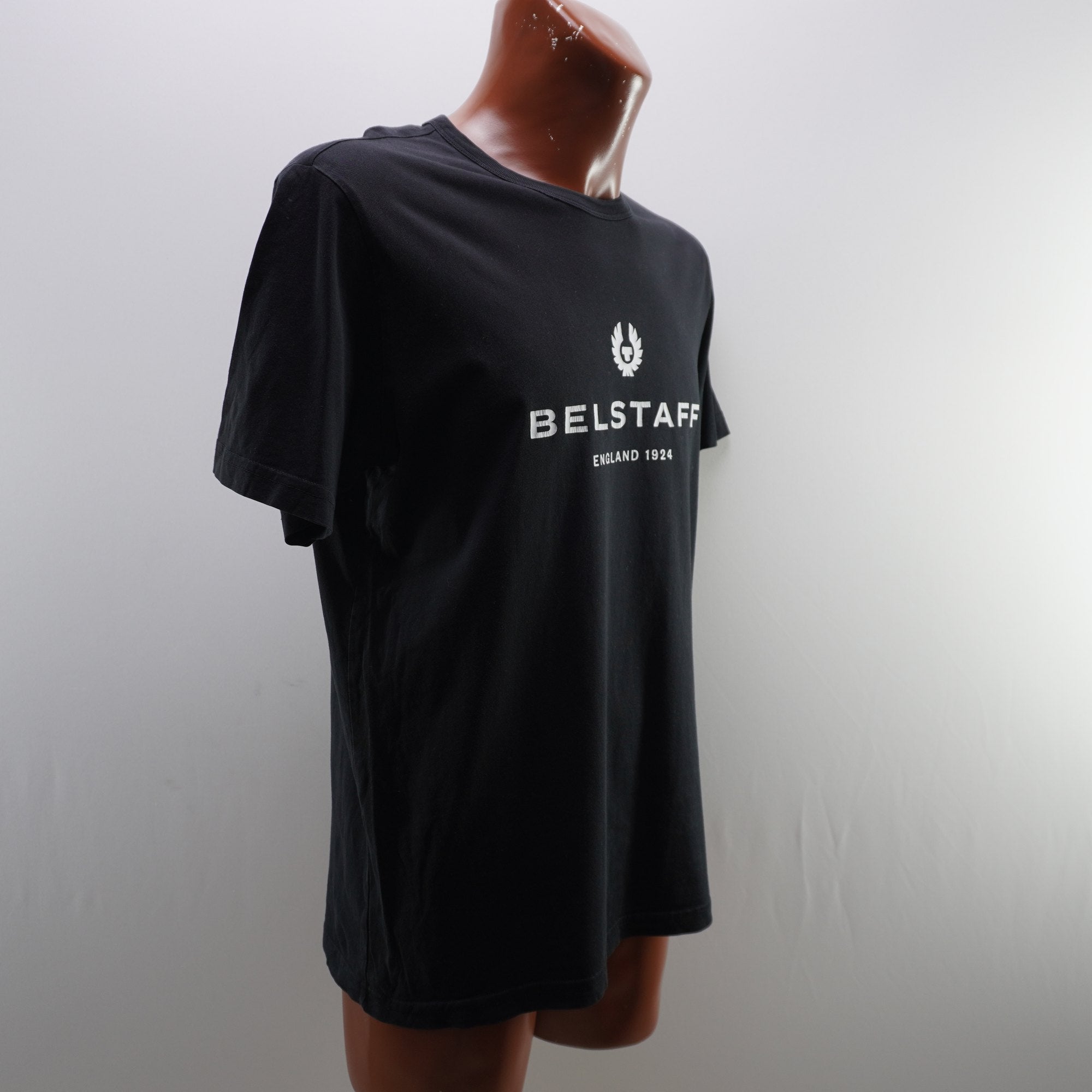 Camiseta de Manga Corta Belstaff para Hombre - Negra, L (Usada, Muy Buena Condición)