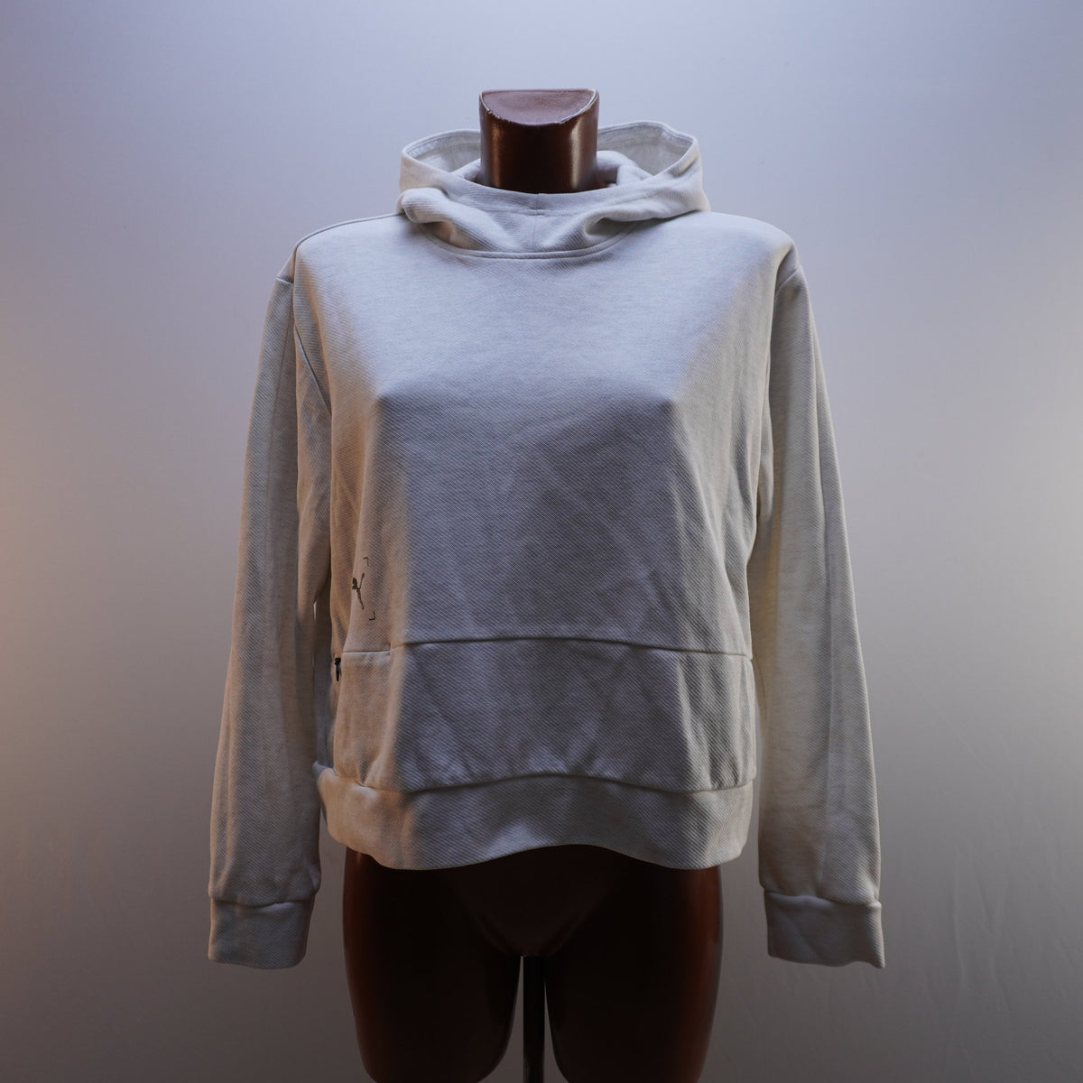 Sudadera con Capucha Puma para Mujer - Blanca, XL, Usada en Muy Buen Estado