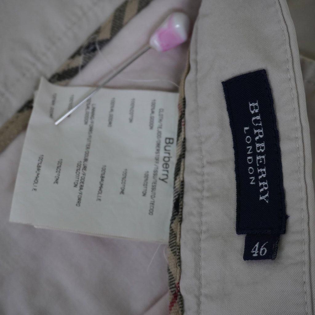Pantalones Cortos Chinos Burberry para Hombre Usados - Beige, L