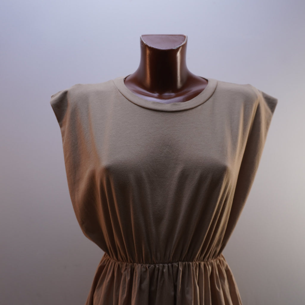 Vestido Italian Style para Mujer Usado - Beige, M
