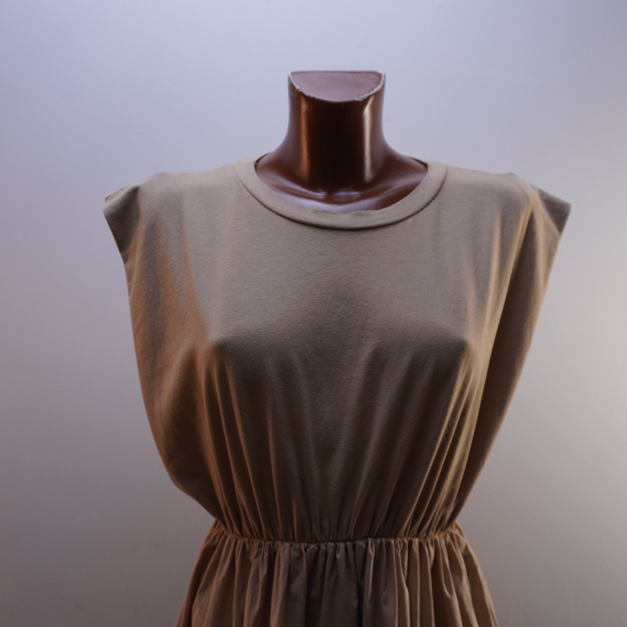Vestido Italian Style para Mujer Usado - Beige, M