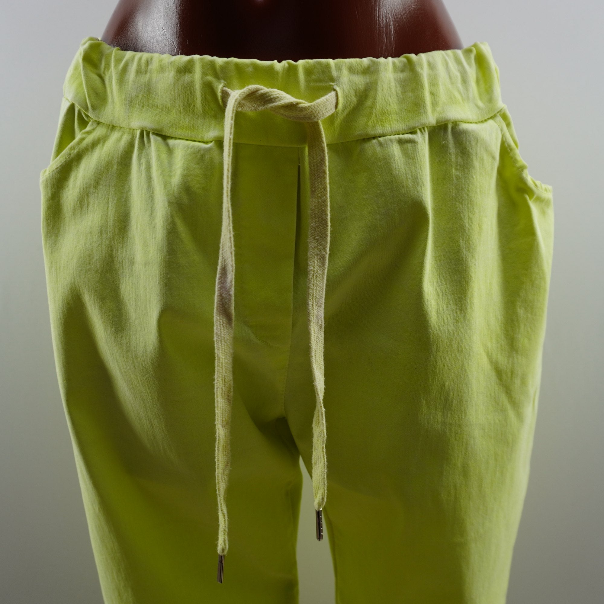 Pantalones Cortos Italian Style para Mujer Usados - Verde, L