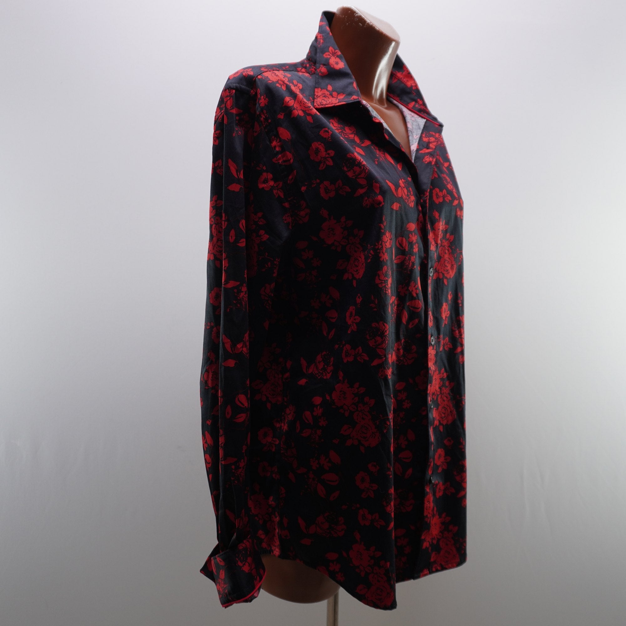 Camisa Guess para Mujer Usada - Negra, L