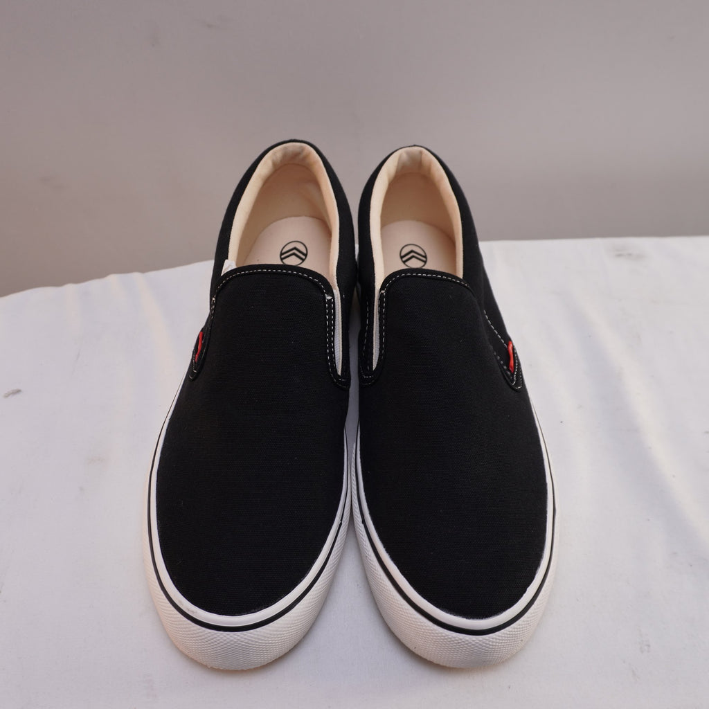 Zapatillas Citroën para Hombre Usadas - Negros, Talla 42
