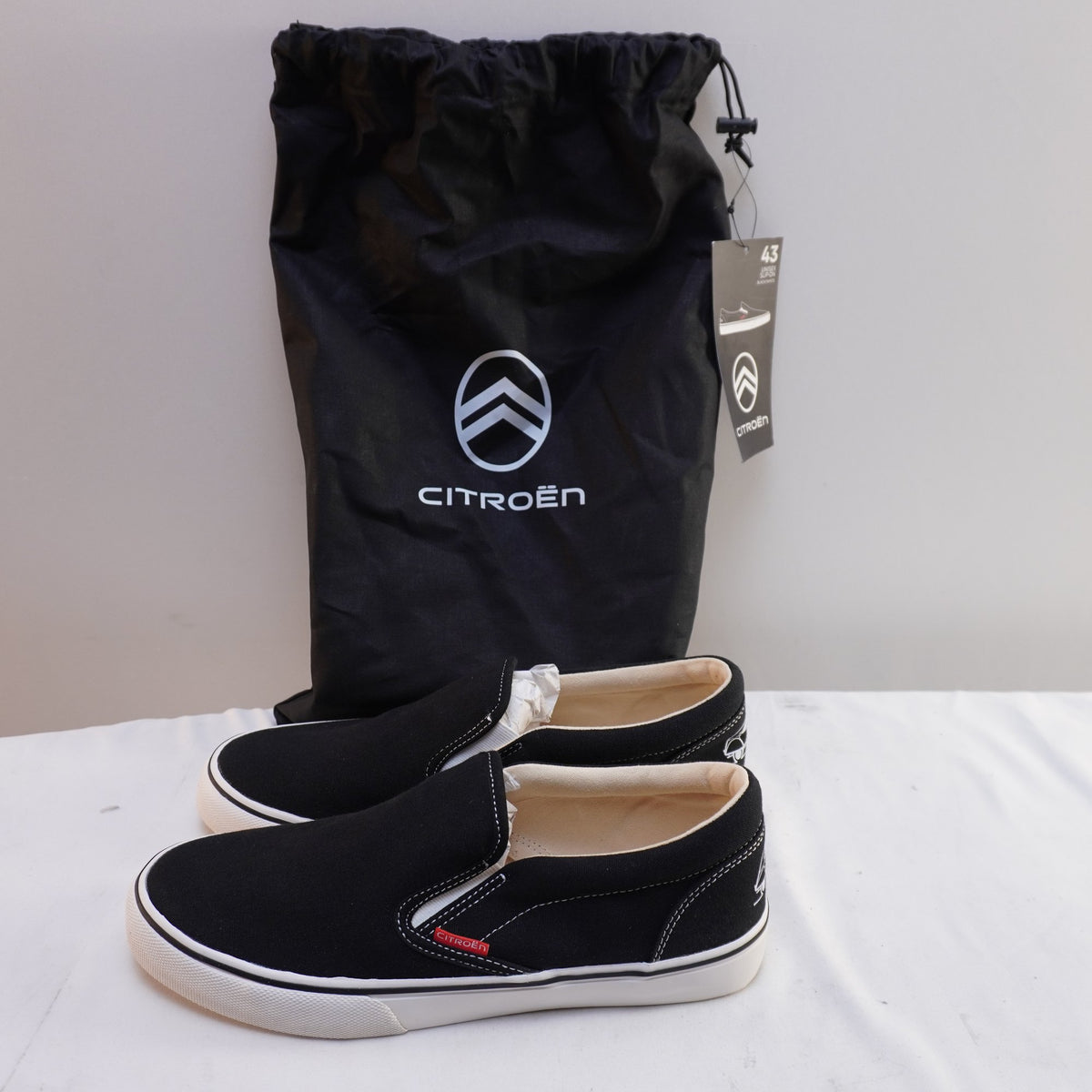 Zapatillas Citroën para Hombre Usadas - Negros, Talla 42