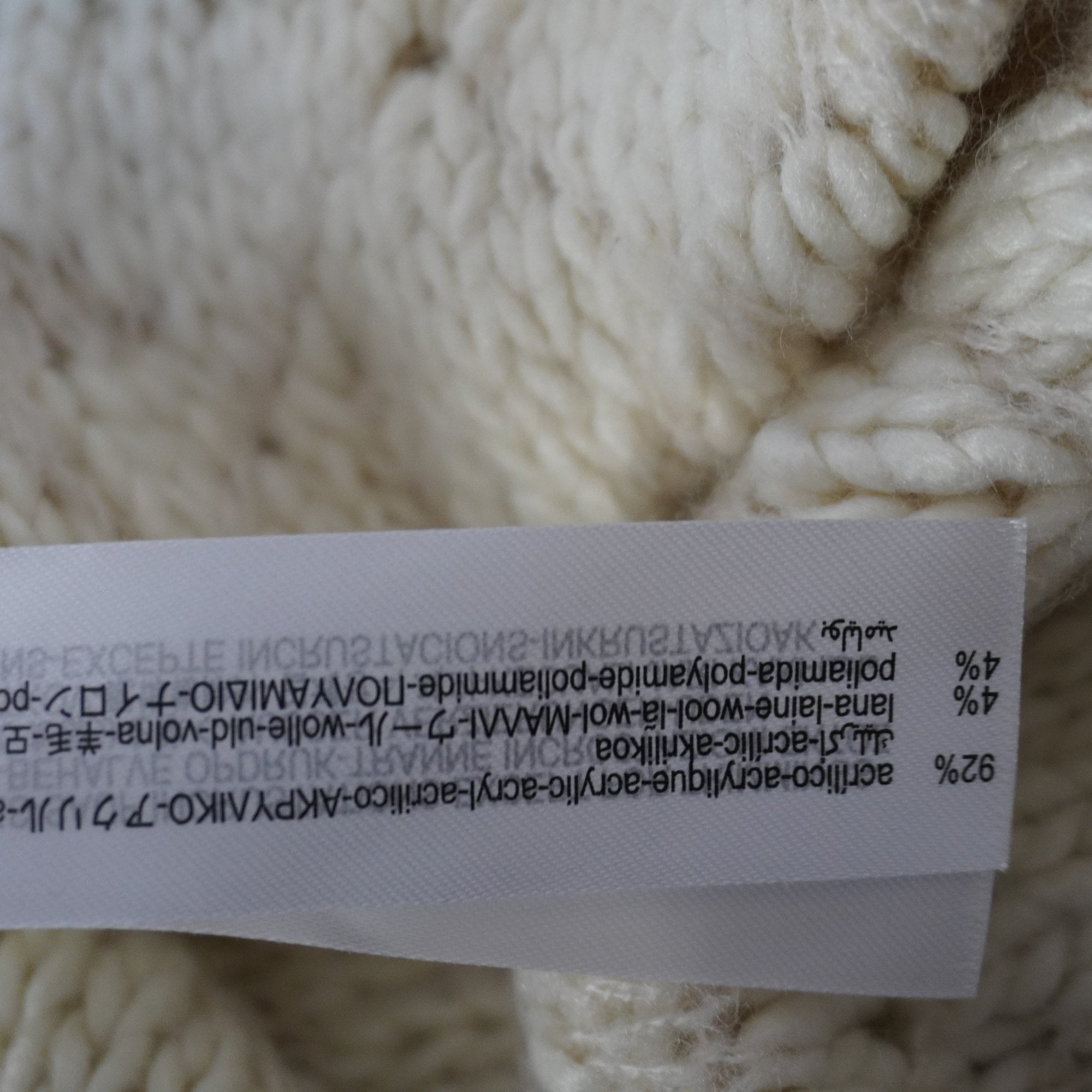 Suéter Zara para Mujer Usado - Beige, Pequeño (S)