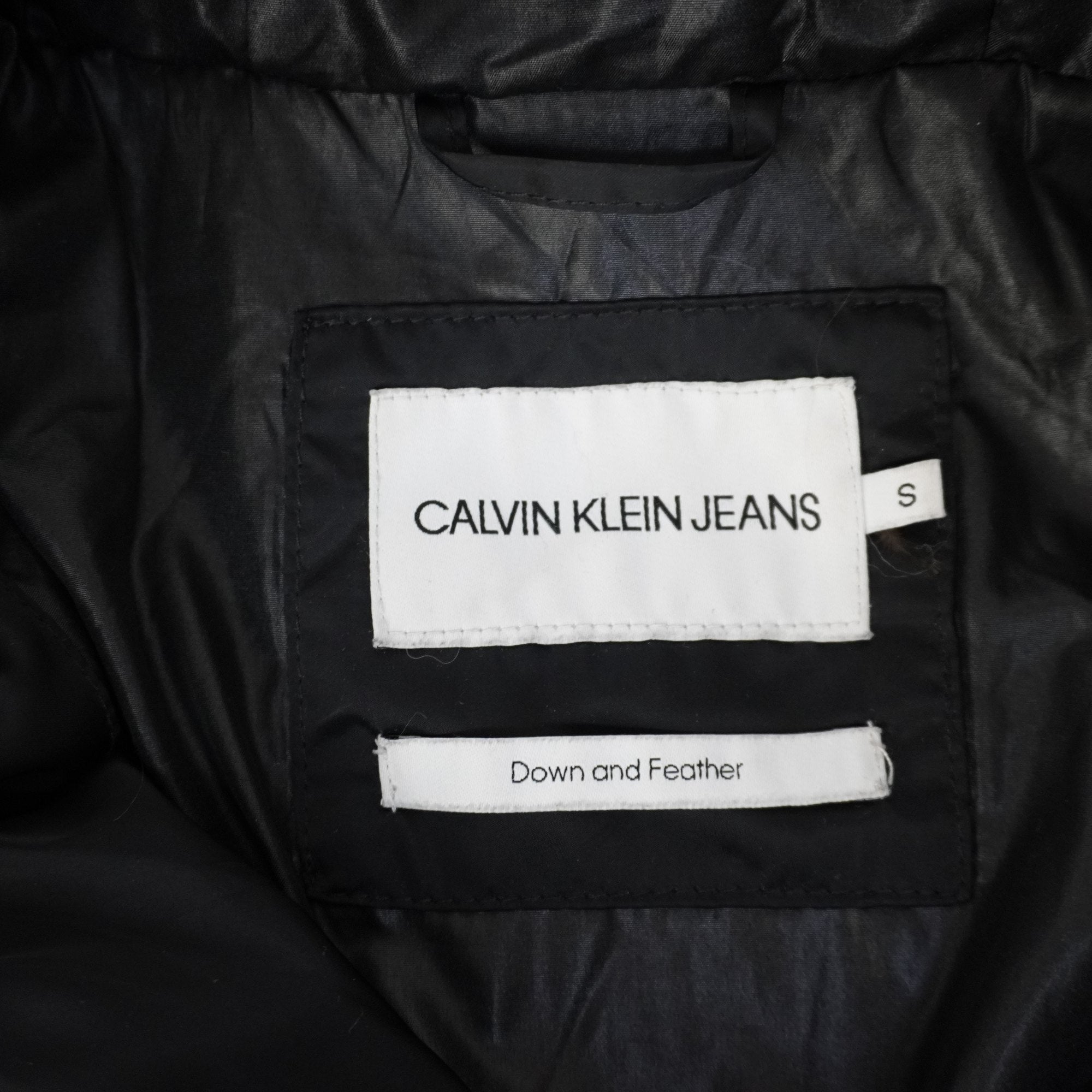 Parkas Calvin Klein para Mujer Usada - Negra, Pequeña (S)