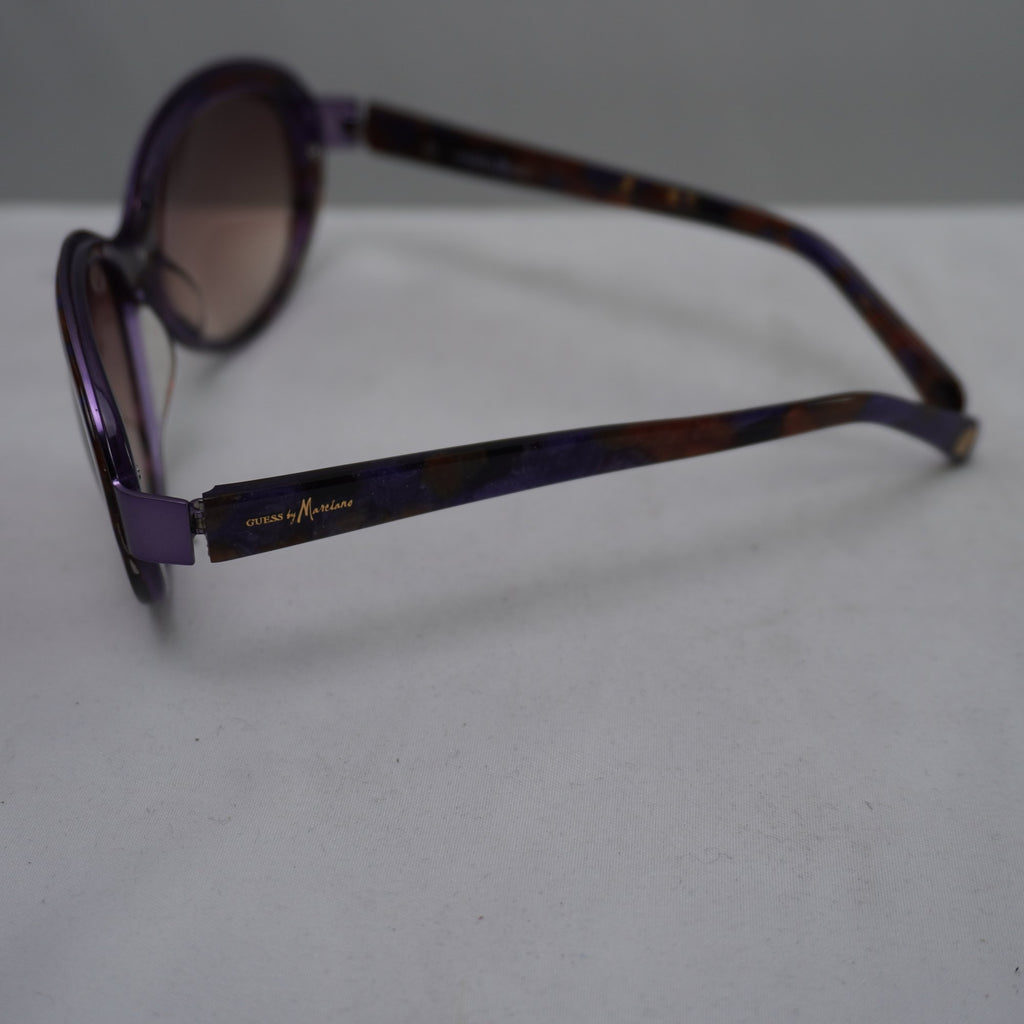 Gafas de Sol Guess Marciano para Mujeres Usadas - Púrpura, Muy Buen Estado