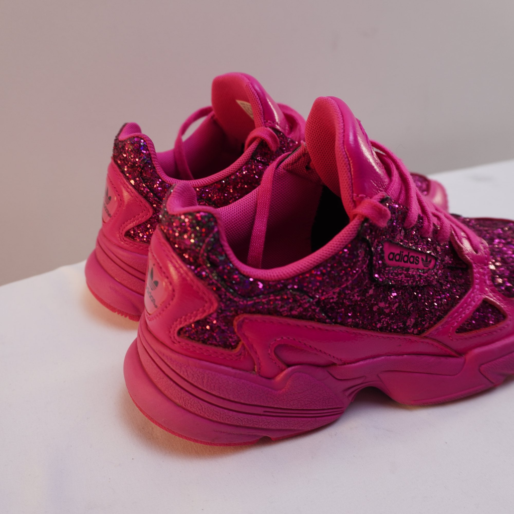 Zapatillas Adidas para Mujer Usadas - Rosa, Talla 38