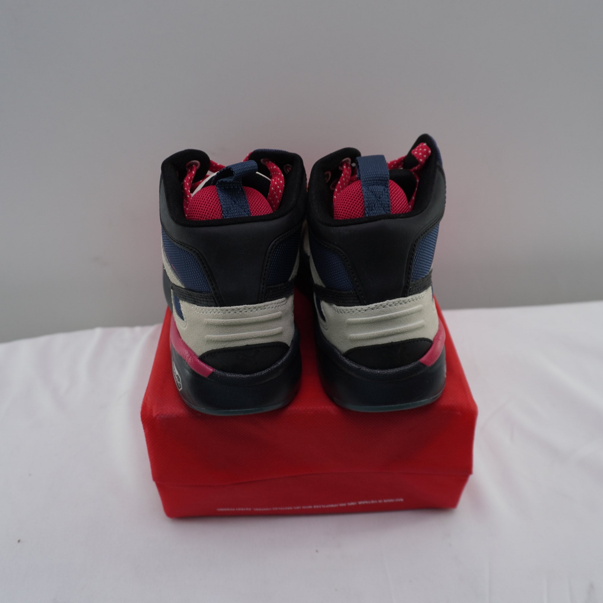 Zapatillas Puma para Mujer Usadas - Negro, Talla 37