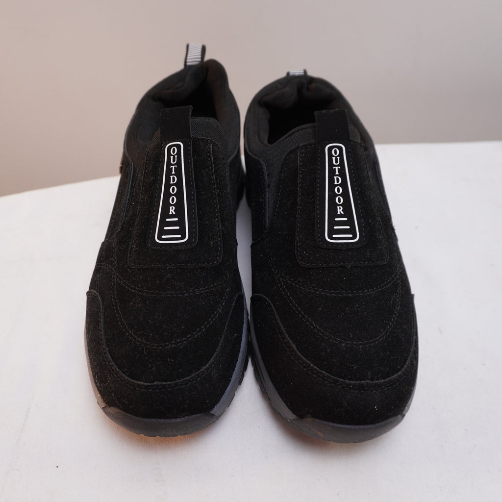 Zapatillas Outboor para Mujer Usadas - Negro, Talla 40