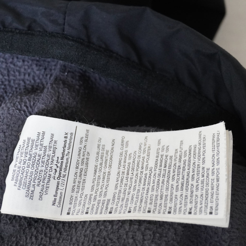 Chaqueta Deportiva Negra para Hombre - Talla Grande (L) Usada en Muy Buen Estado