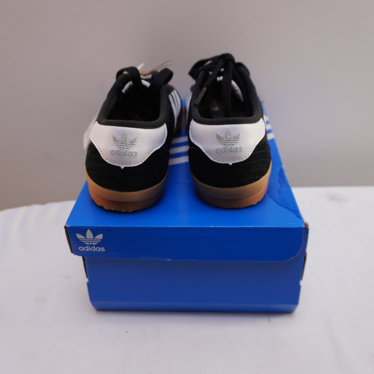 Zapatillas Adidas para Mujer Usadas - Negro, Talla 38