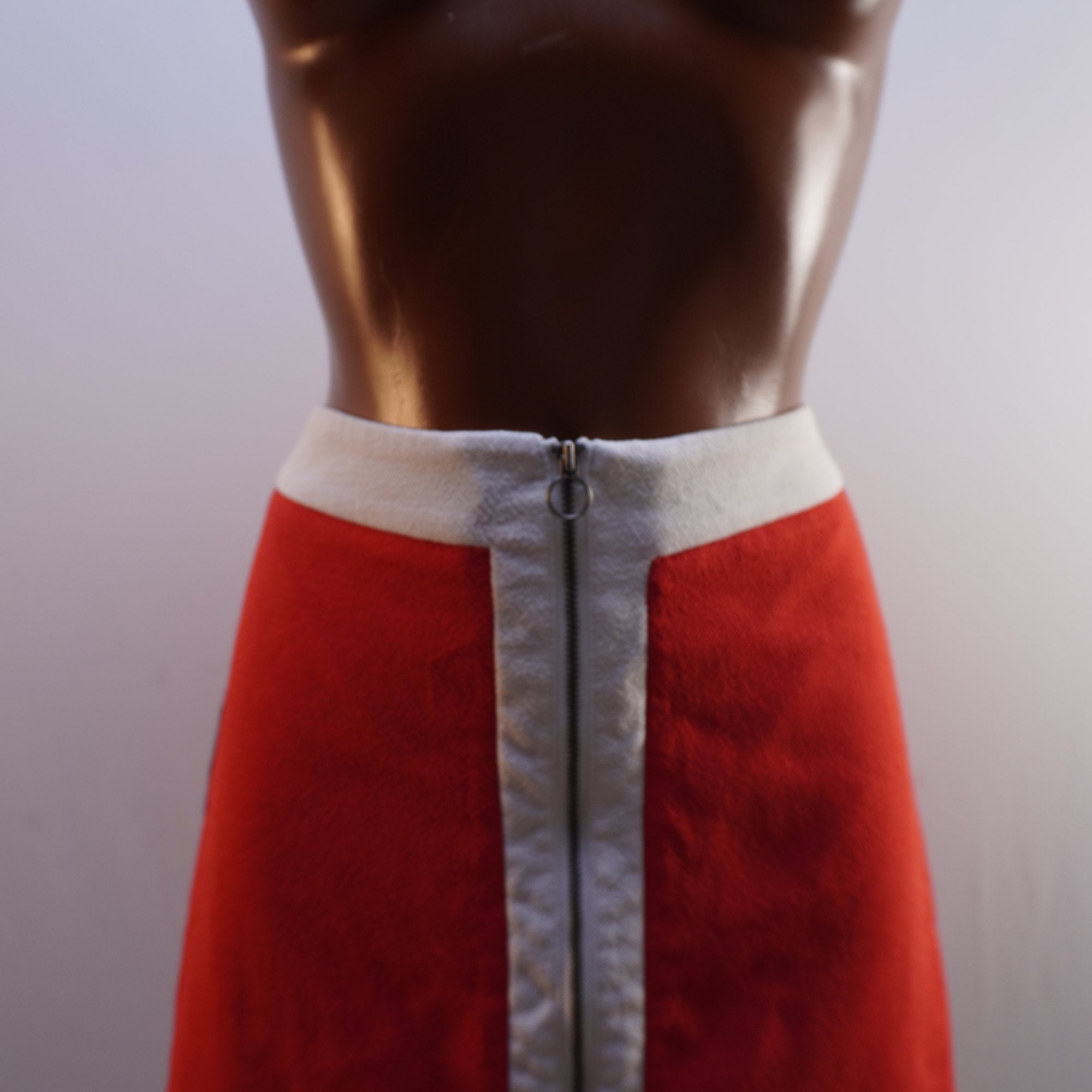Falda Naf Naf para Mujer Usada - Roja, Mediana (M)