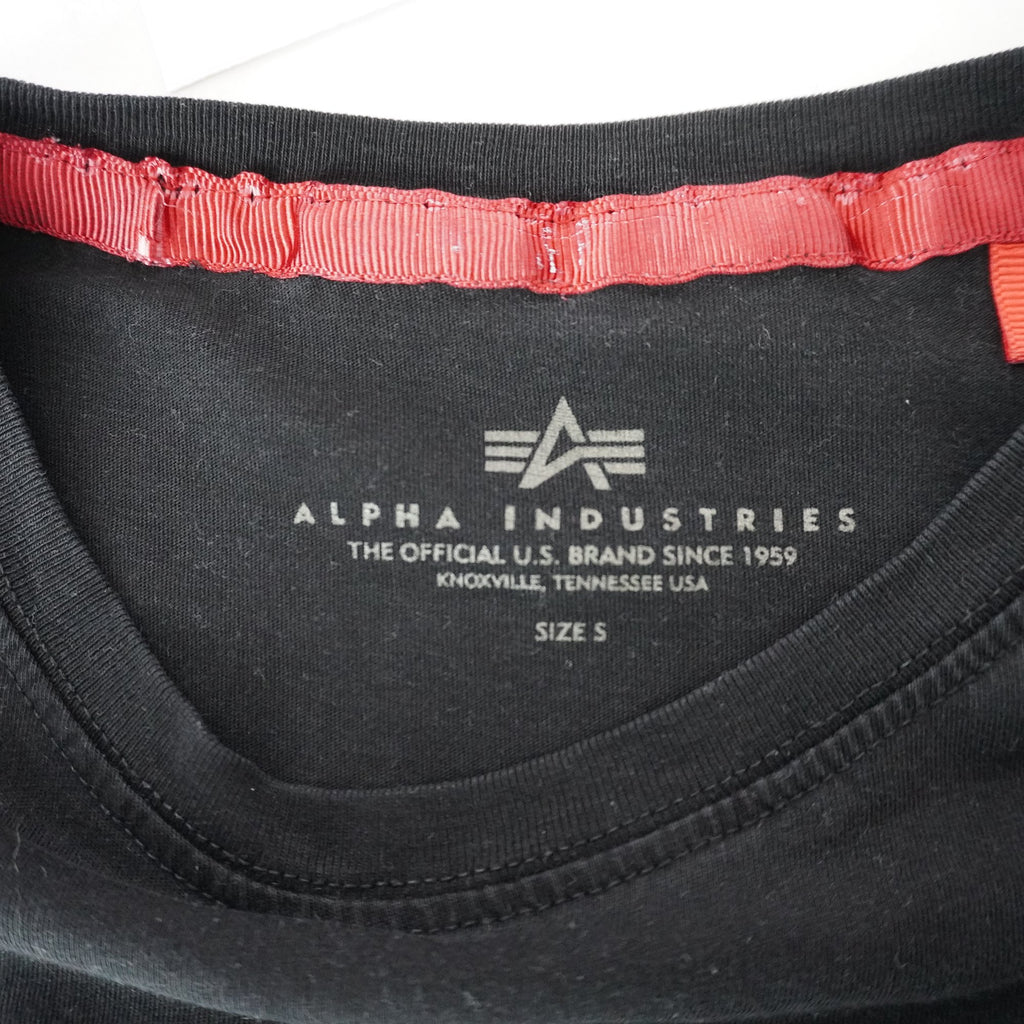 Camiseta de Manga Corta Alpha Industries para Mujer - Negra, S, Usada en Muy Buen Estado