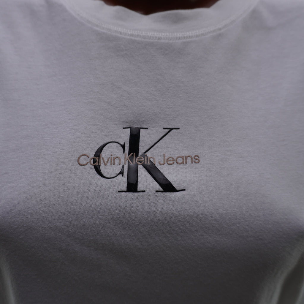 Camiseta de Manga Corta Calvin Klein para Mujer - Blanco, L, Usada en Muy Buen Estado