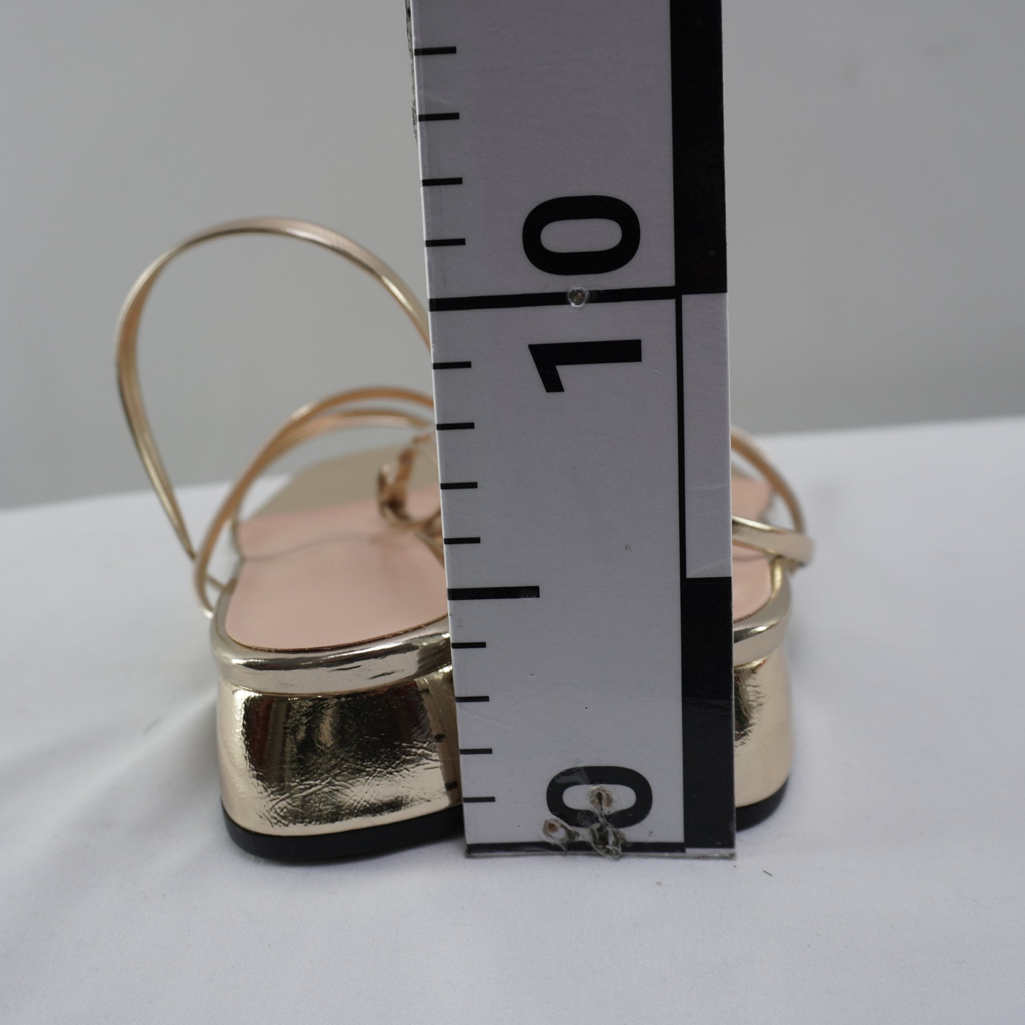 Tacones Dorados para Mujer Usados - Talla 37