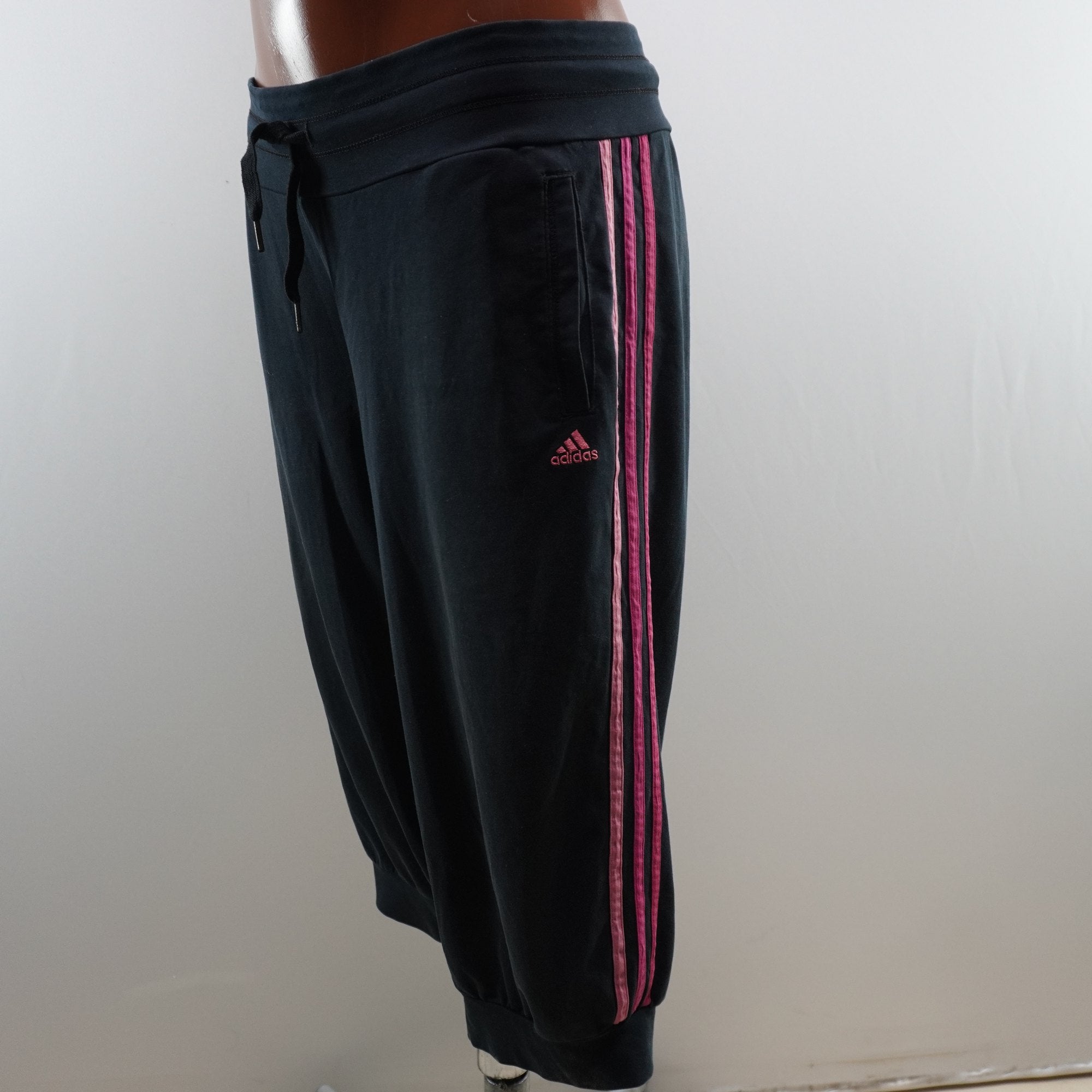 Pantalones Cortos Adidas para Mujer Usados - Negro, L