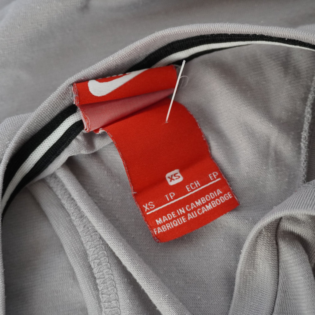 Camiseta sin Mangas Nike para Mujer Usada - Púrpura, XS