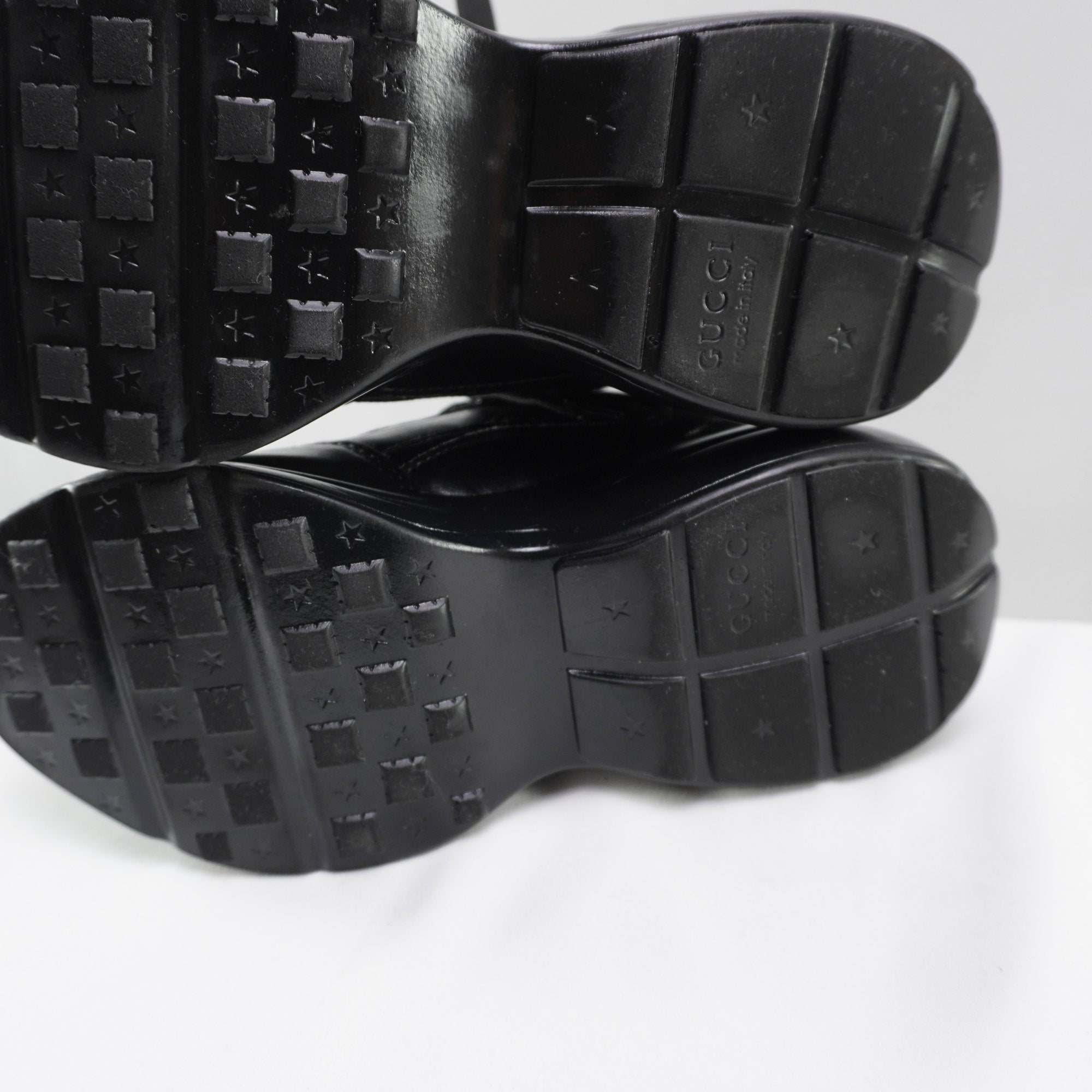 Zapatillas Gucci para Mujer Usadas - Negro, Talla 38
