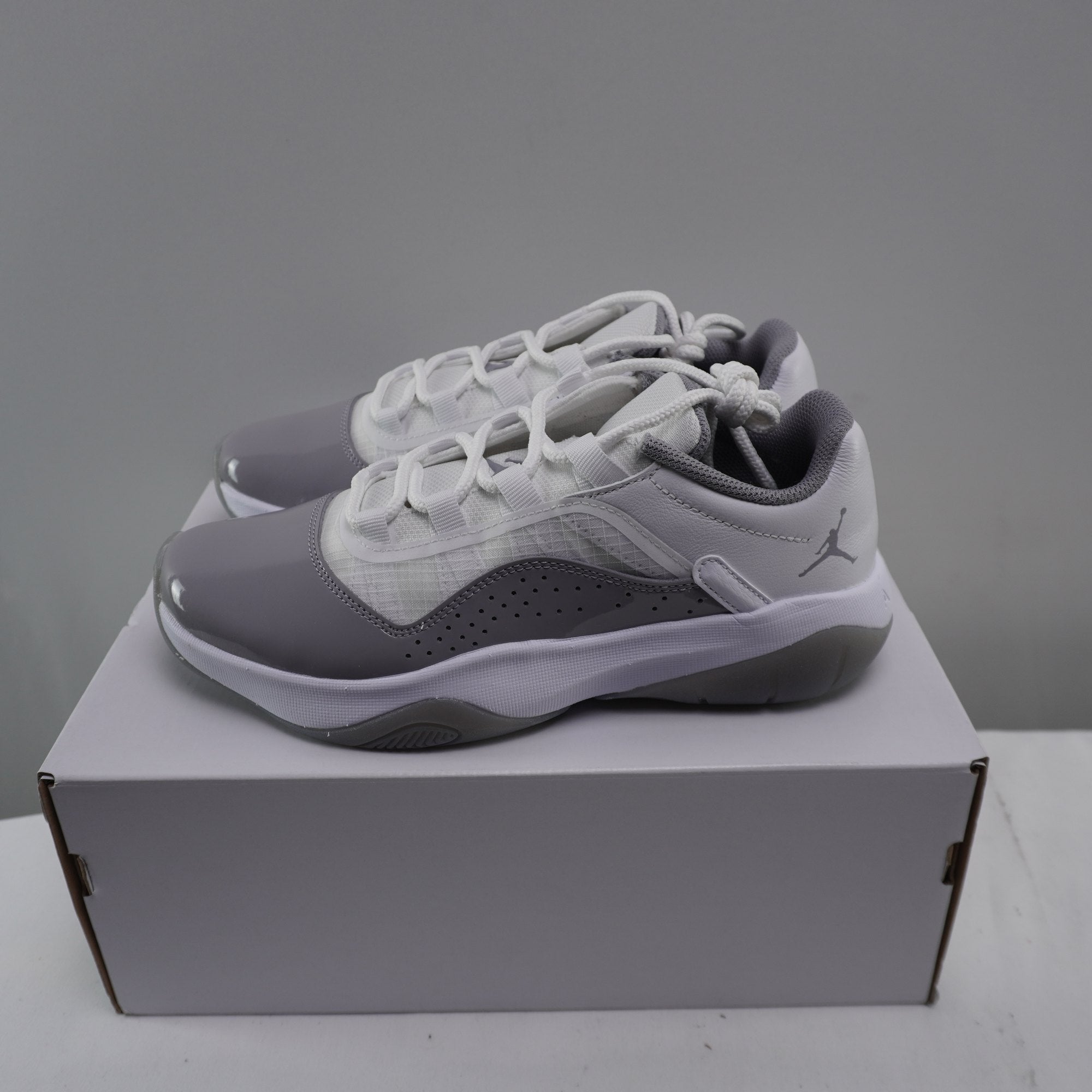 Zapatillas Jordan para Hombre Usadas - Blancas, Talla 38
