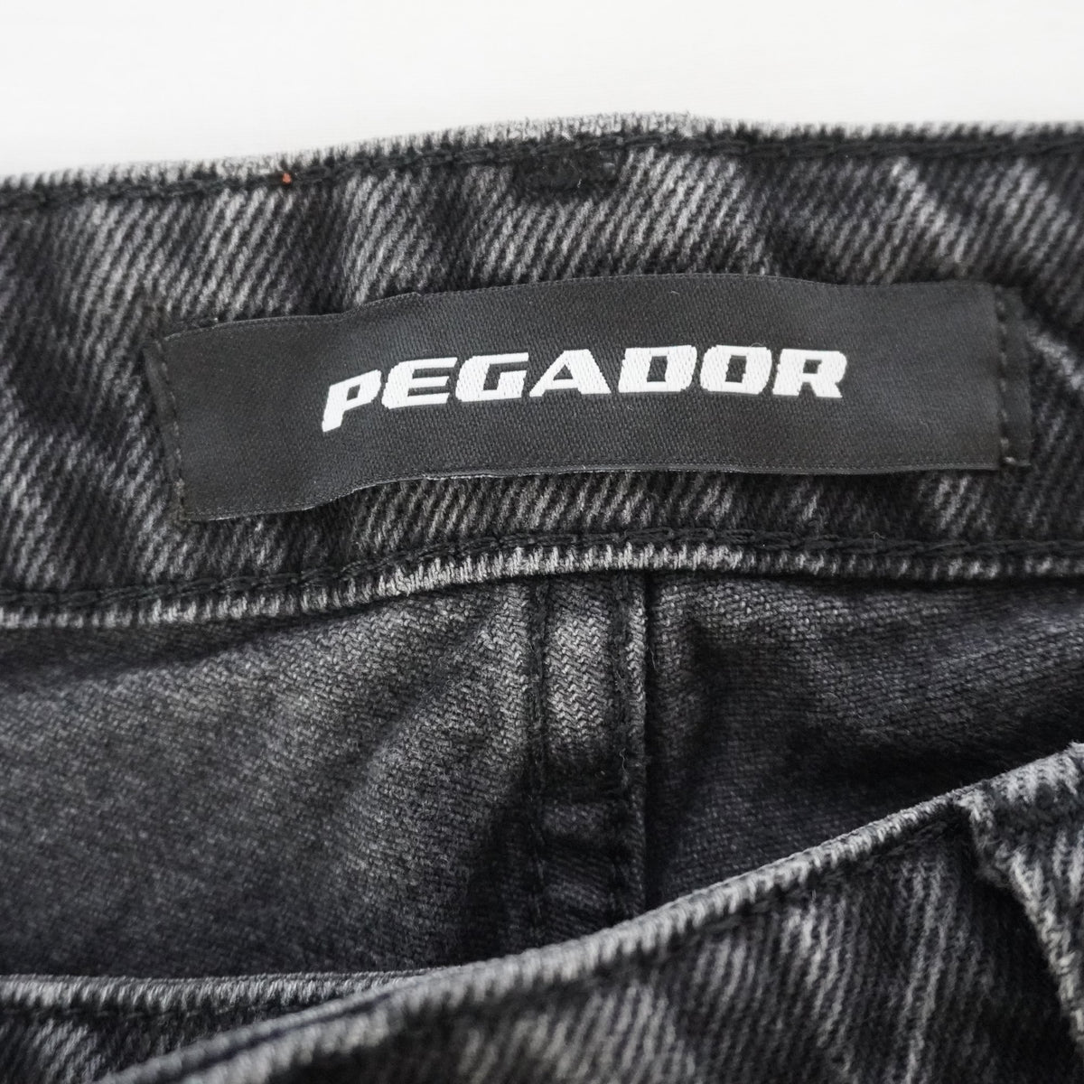 Vaqueros Pegador para Hombre Usados - Negros, L