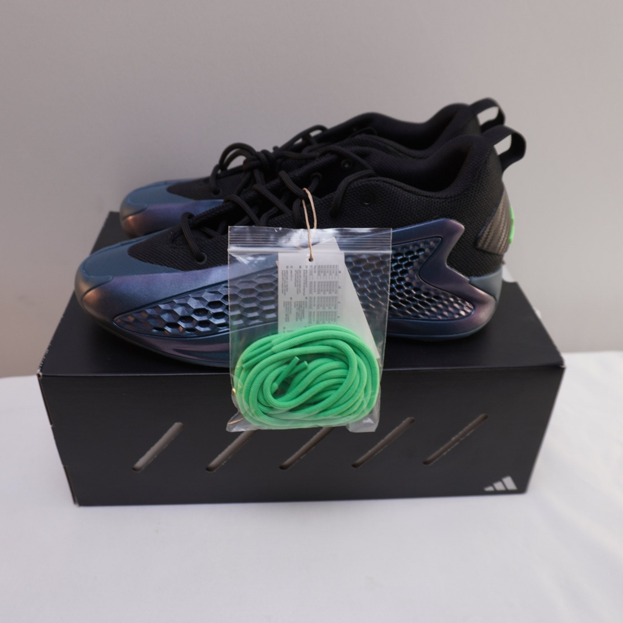 Zapatillas Adidas para Hombre Usadas - Negros, Talla 42.5