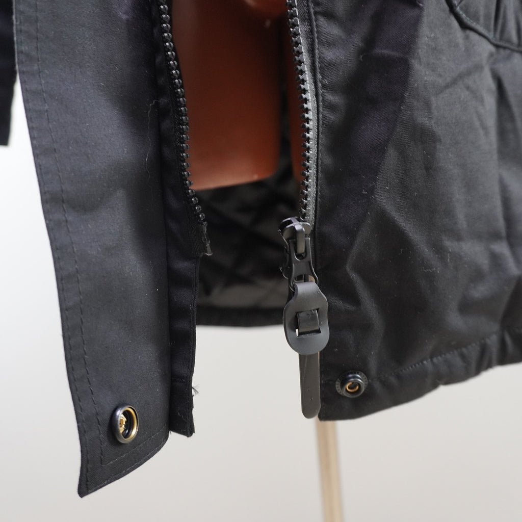 Parka Italian Style para Mujer Usada - Negra, M