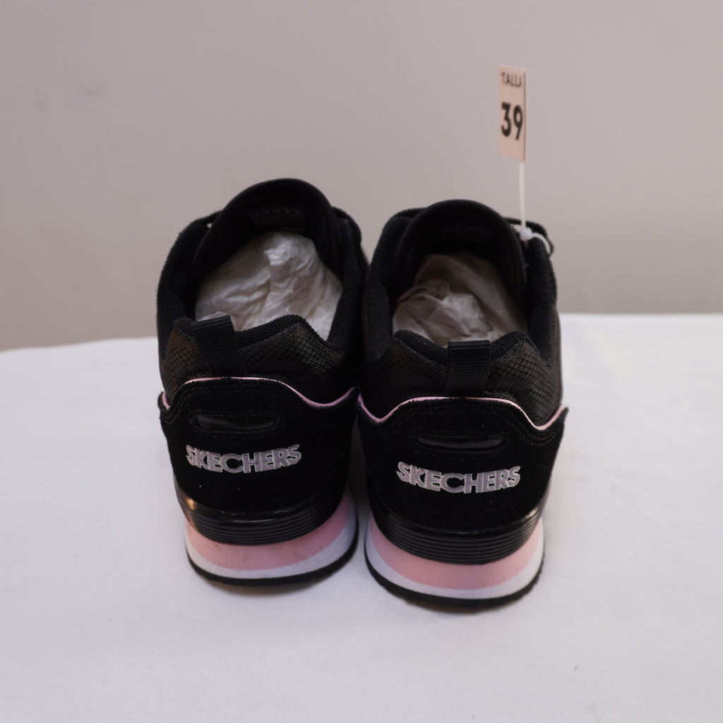 Zapatillas Skechers para Mujer Nuevas - Negros, Talla 39