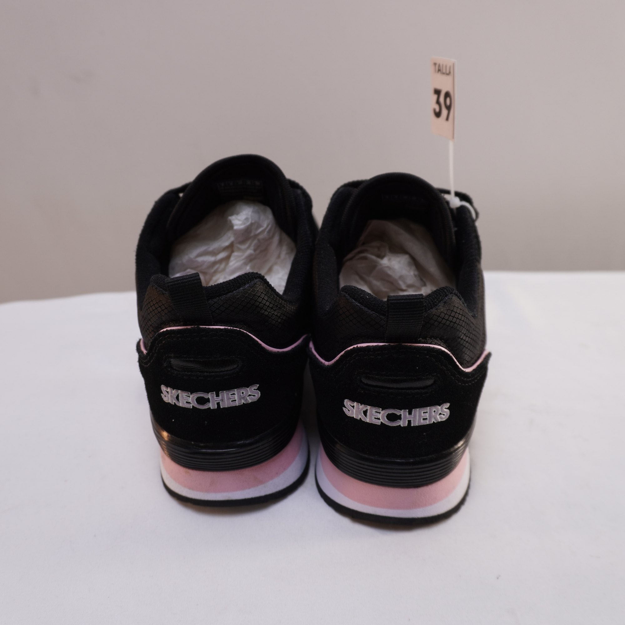 Zapatillas Skechers para Mujer Nuevas - Negros, Talla 39
