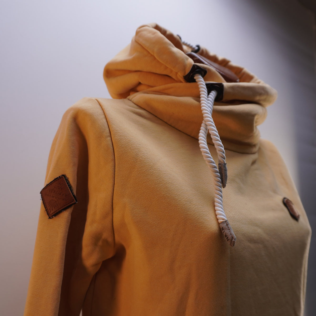 Sudadera con Capucha Naketano para Mujer Usada - Amarilla, M