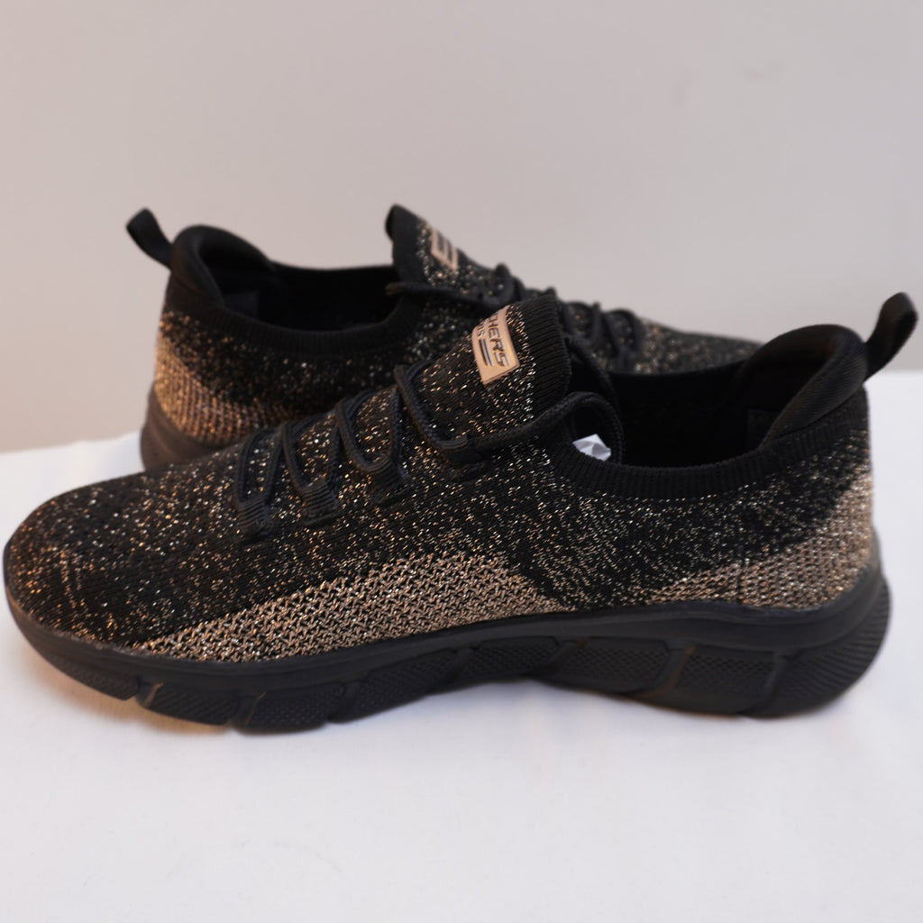 Zapatillas Skechers para Mujer Usadas - Negro, 38.5