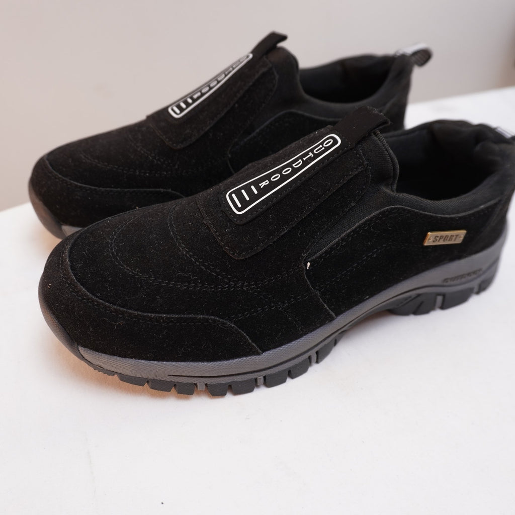Zapatillas Outboor para Mujer Usadas - Negro, Talla 40