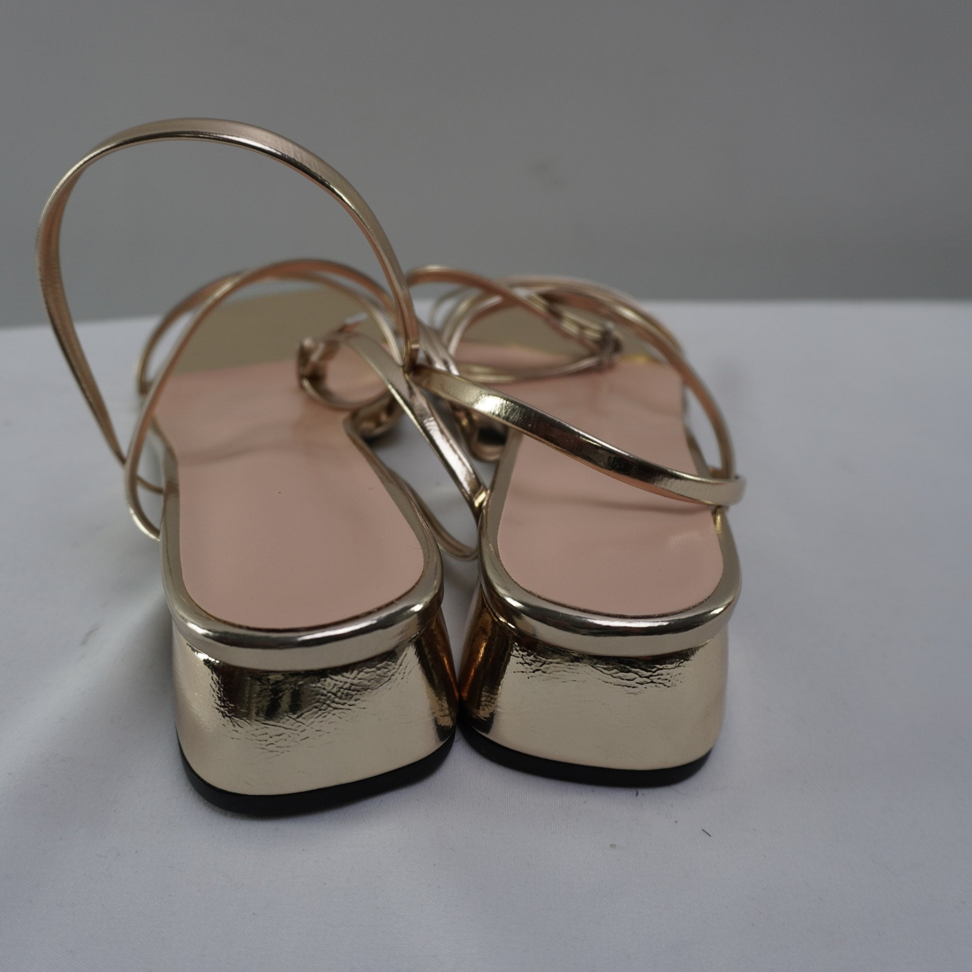 Tacones Dorados para Mujer Usados - Talla 37