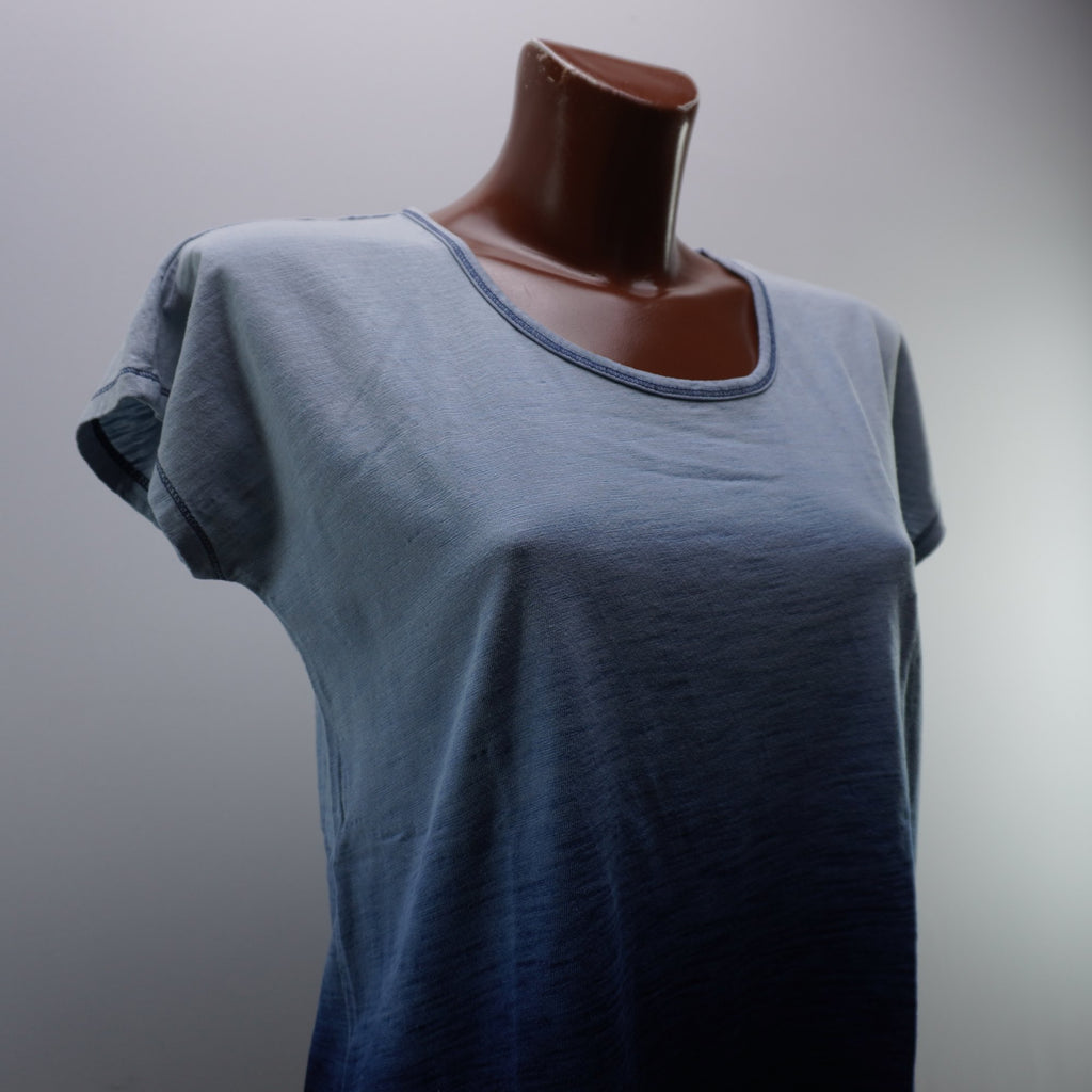 Camiseta de Manga Corta Azul para Mujer Usada - Grande (L)