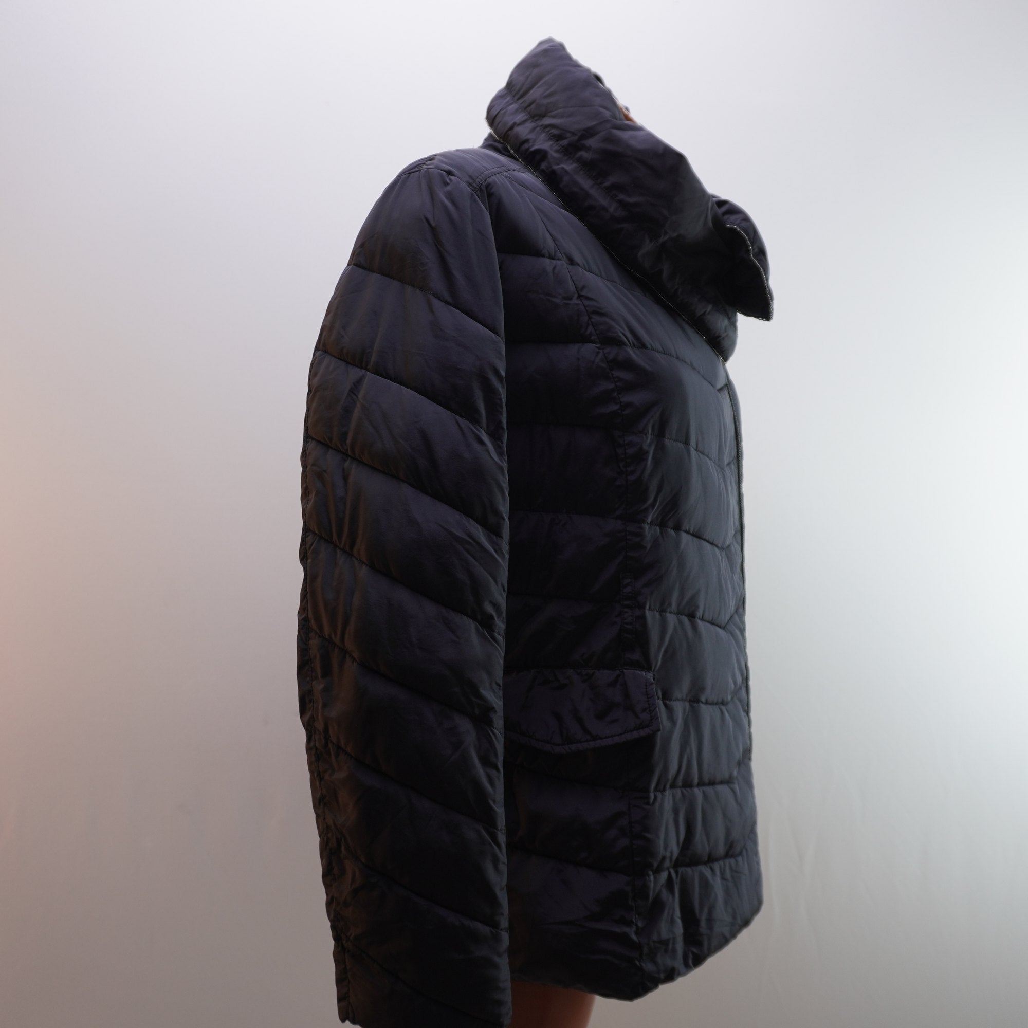 Parka Guess para Mujer Usada - Negra, L