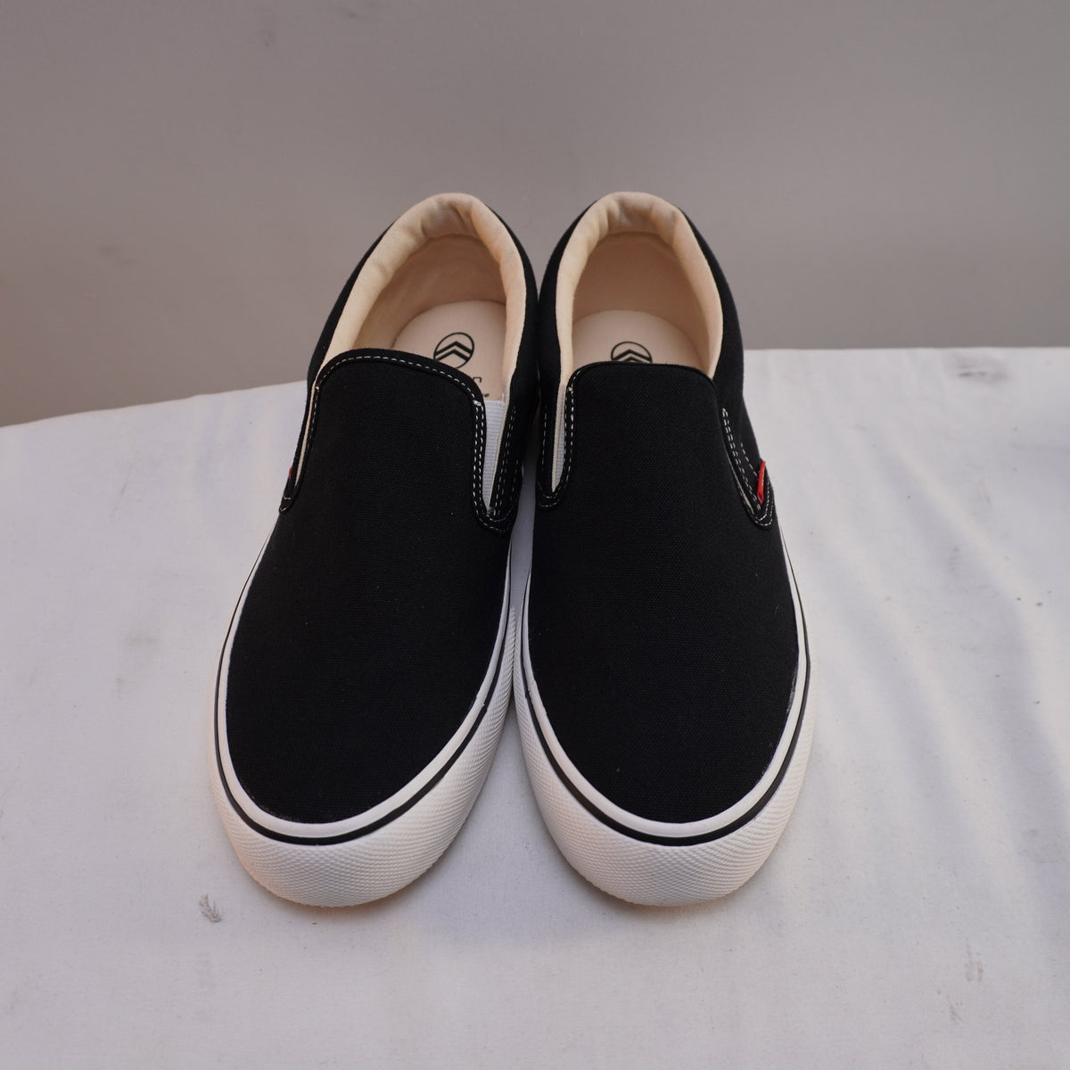 Zapatillas Citroën para Hombre Usadas - Negro, Talla 41