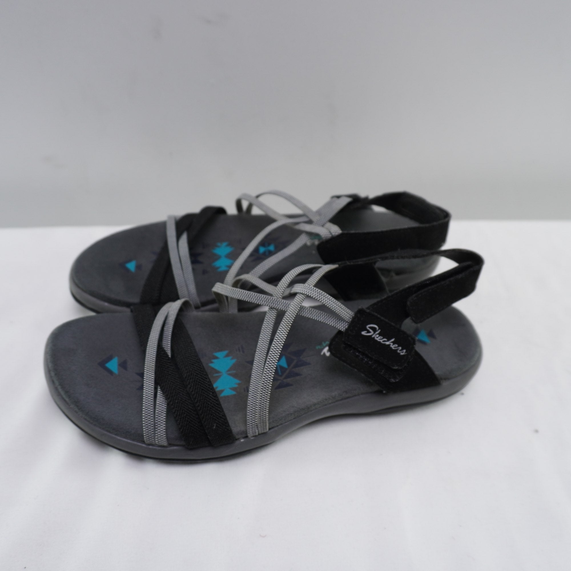 Zapatos Planos Skechers para Mujer Usados - Gris, Talla 38