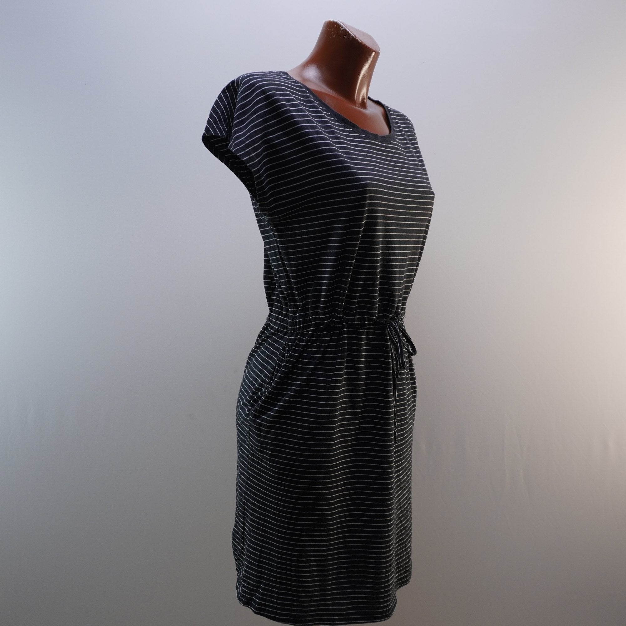 Vestido Vero Moda para Mujer Usado - Gris, M