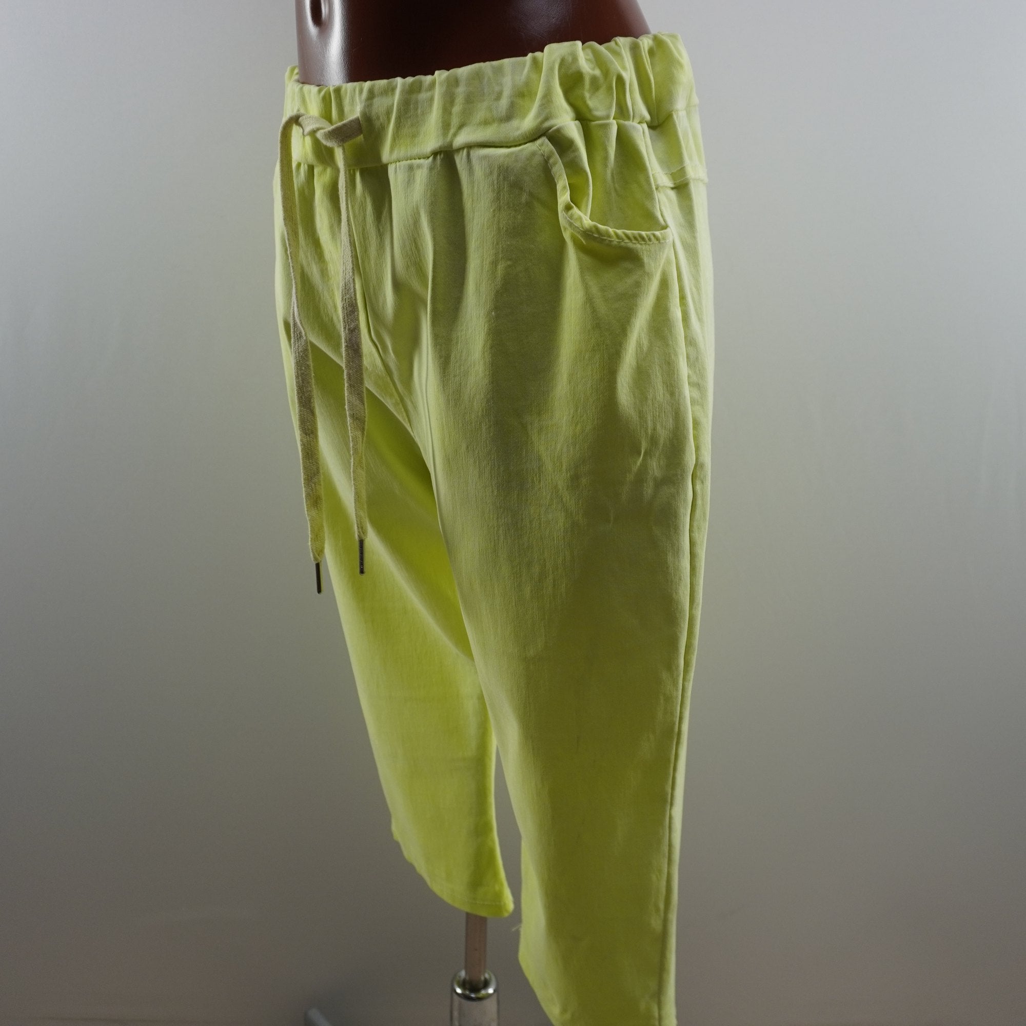 Pantalones Cortos Italian Style para Mujer Usados - Verde, L
