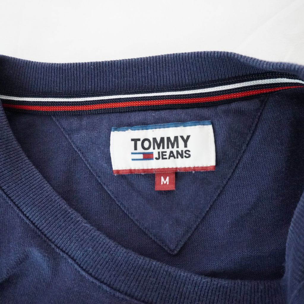 Camiseta de Manga Corta Tommy Hilfiger para Hombre - Azul Marino, Mediano (M), Usada en Muy Buen Estado