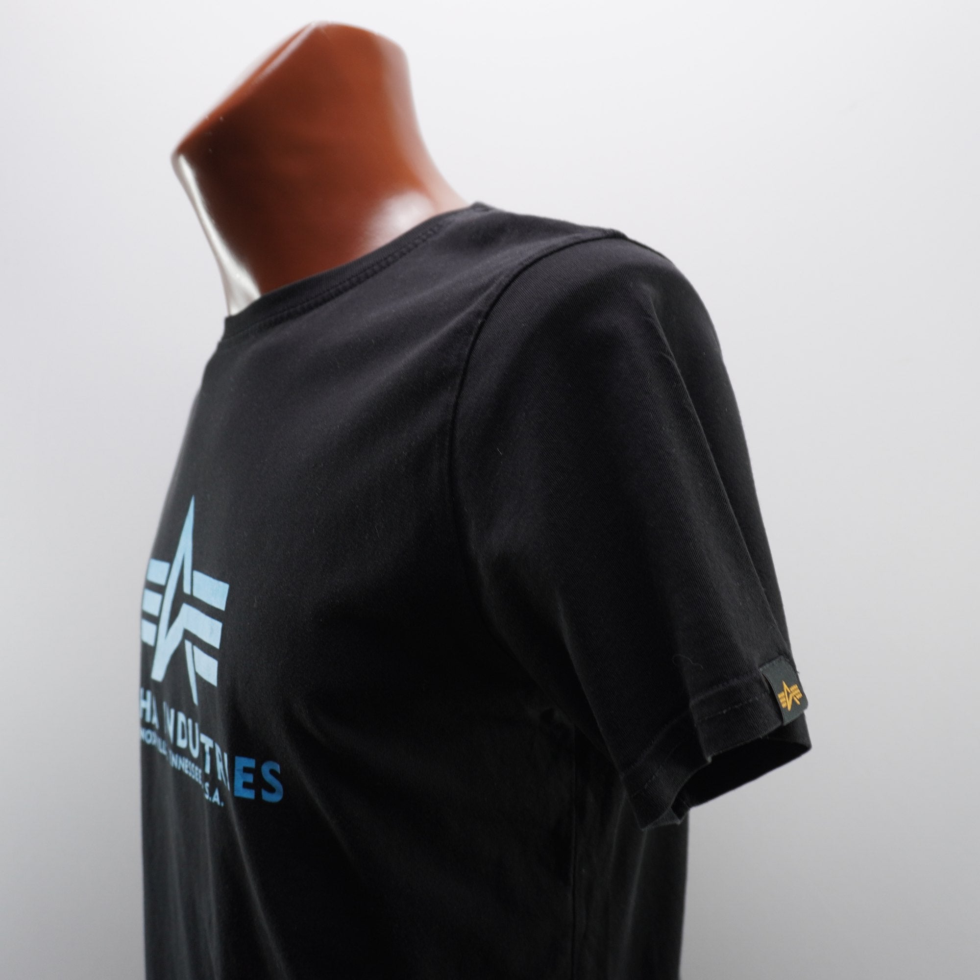 Camiseta de Manga Corta Alpha Industries para Hombre Usada - Negra, Mediana