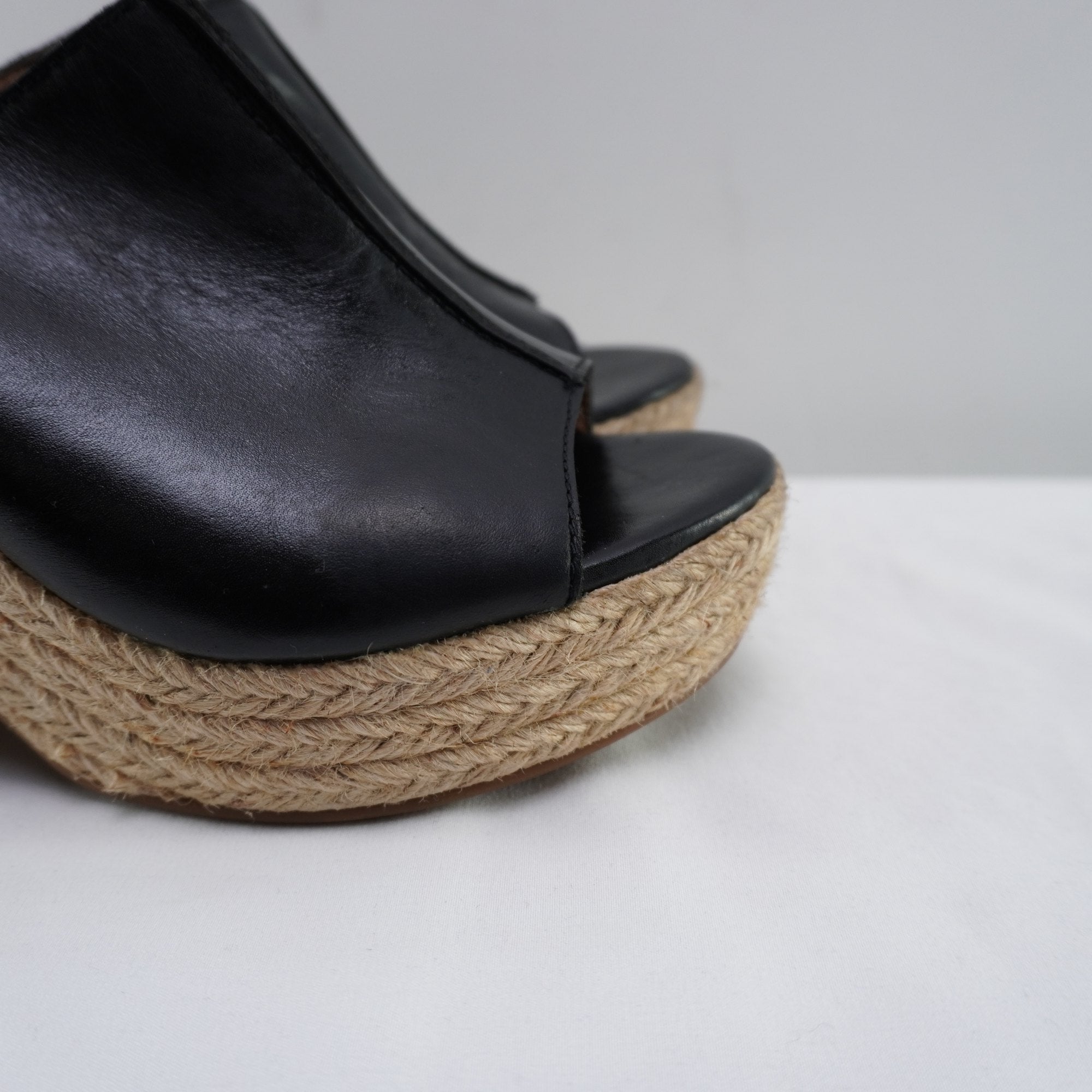 Sandalias Bimba y Lola para Mujer Usadas - Negro, Talla 38