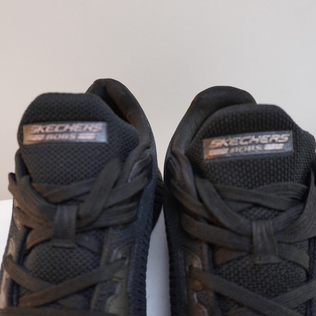 Zapatillas Skechers para Mujer Usadas - Negro, 38.5