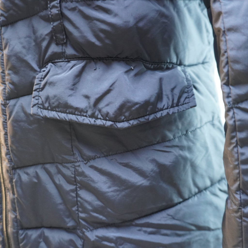 Parka Guess para Mujer Usada - Negra, L